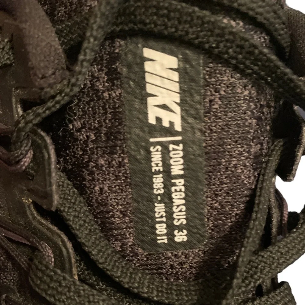 Nike Women’s Air Zoom Pegasus Sneakers, Size 8.5 - Picture 10 of 10